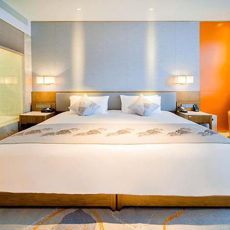 Hotel Wyndham Shiyan Downtown Zewnętrze zdjęcie